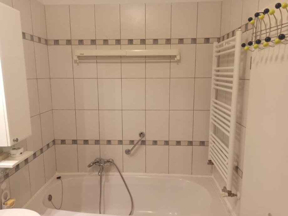 Star & Included Garage Parking Place Apartma